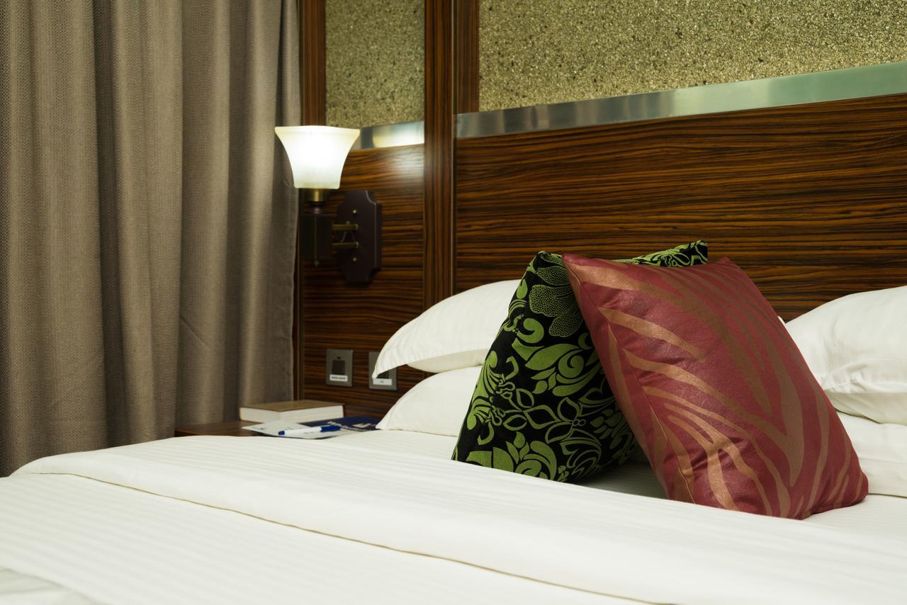 Whitefield Hotels Limited Илорин Екстериор снимка